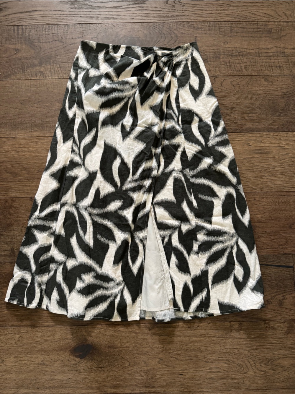 Banana Republic Linen Tropical Skirt